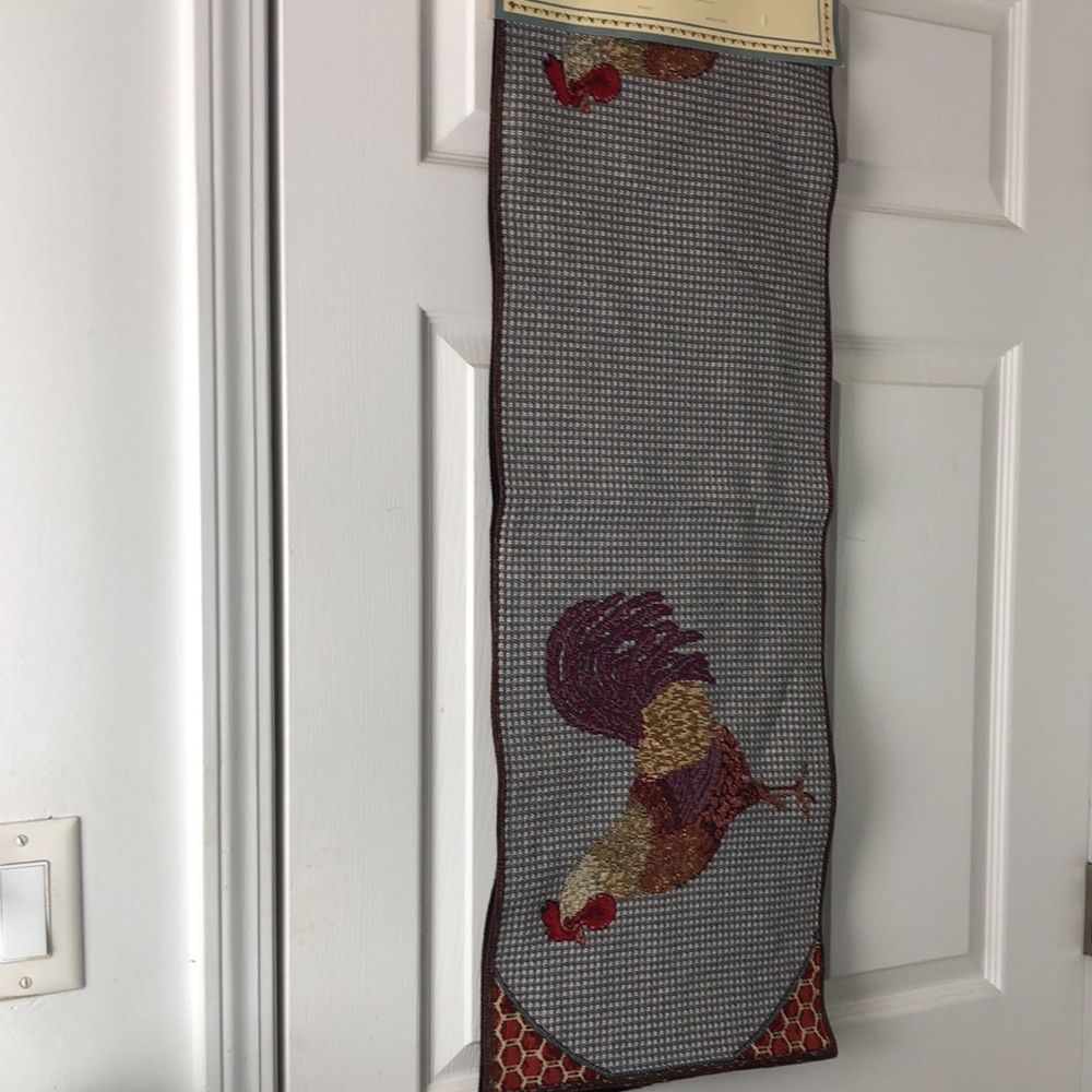 Tapestry Table Runner Farmyard Rooster